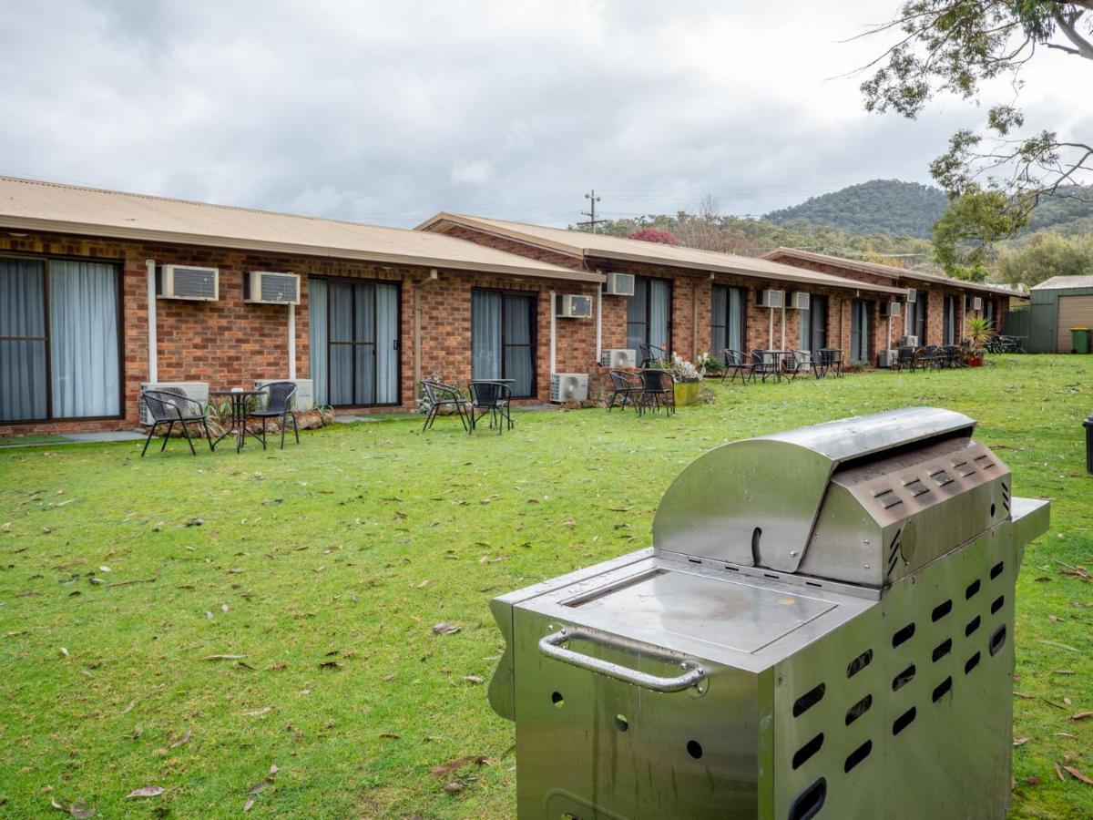 Eildon Motel Main House Exterior foto